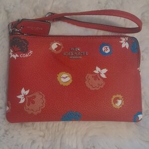 Coach Wristlet EUC